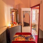 Massage room of the Ile et Elles treatment institute in Groix